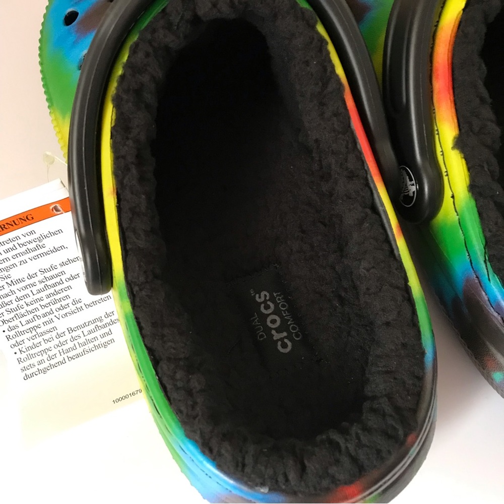 Crocs Classic Tie Dye Lined Clogs Shoes - Picture 12 of 14
